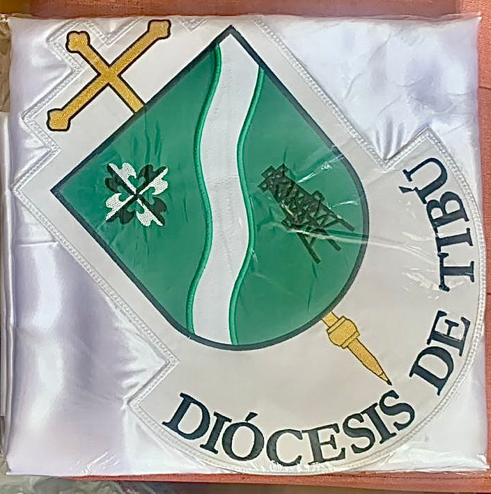 Bandera en satin con escudo bordado